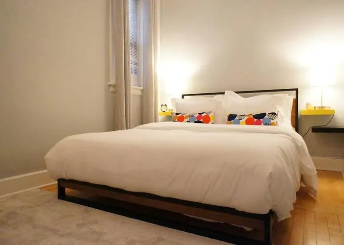 Cozy Nest In Chicago's Vibrant Lincoln Square * Chicago